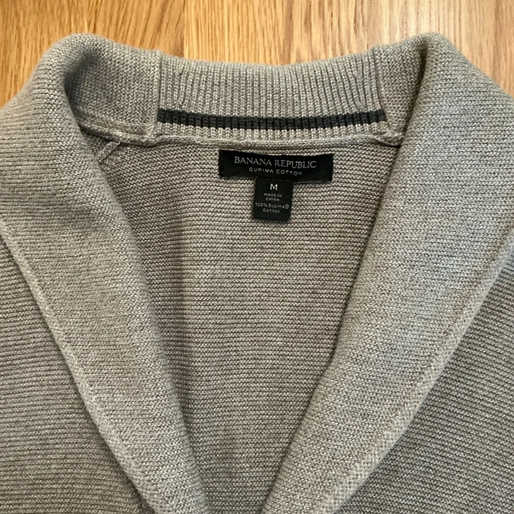 Banana Republic Shawl Collar Cardigan Sweater Mens M Beige 100% Supima Cotton